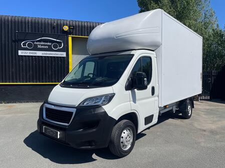 PEUGEOT BOXER 2.0 BlueHDi 335 Built for Business